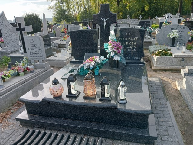 Grób Stanisław Kędzia