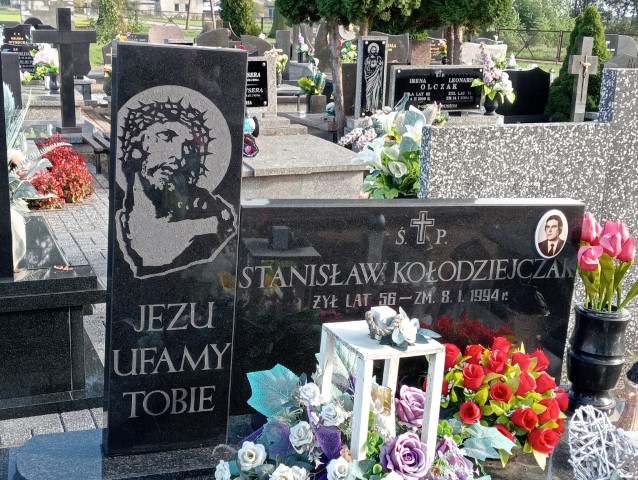 Stanisław Kołodziejczak Leźnica Wielka - Grobonet - Wyszukiwarka osób pochowanych